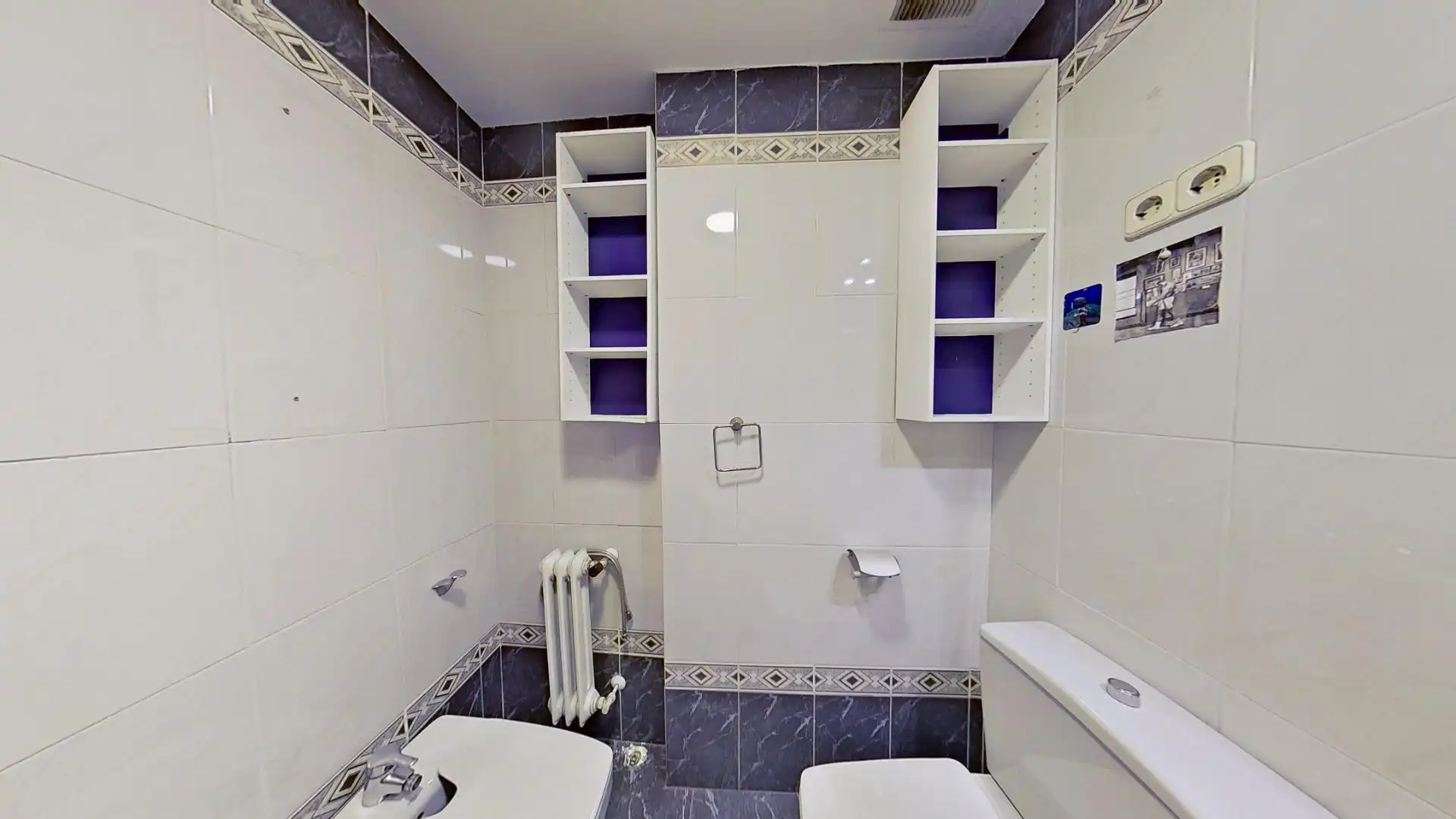 Bathroom of Flat for sale in Getafe  with Private garden, Parquet flooring and Terrace