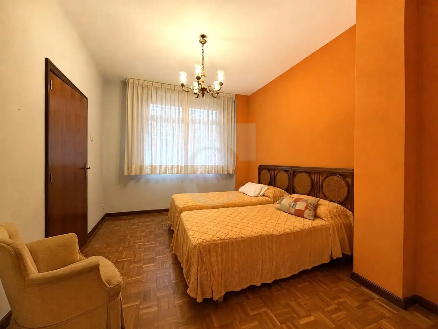 Bedroom of Flat for sale in Valencia  with Air Conditioner and Terrace