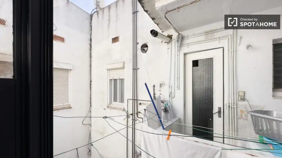 Balcony of Flat for rent in L'Hospitalet de Llobregat  with Air Conditioner, Heating and Furnished