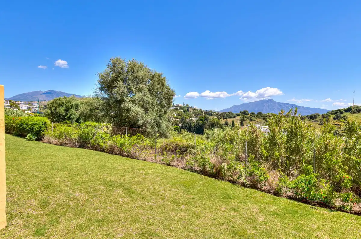 Garten von Wohnungen zum Verkauf in Estepona mit Klimaanlage, Terrasse und Abstellraum