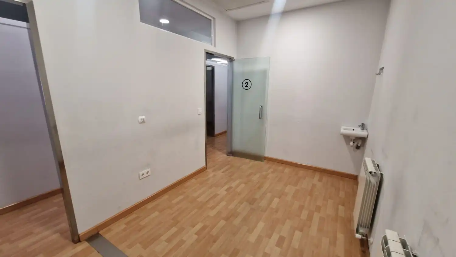 Geschaftsraum zur Miete in León Capital 