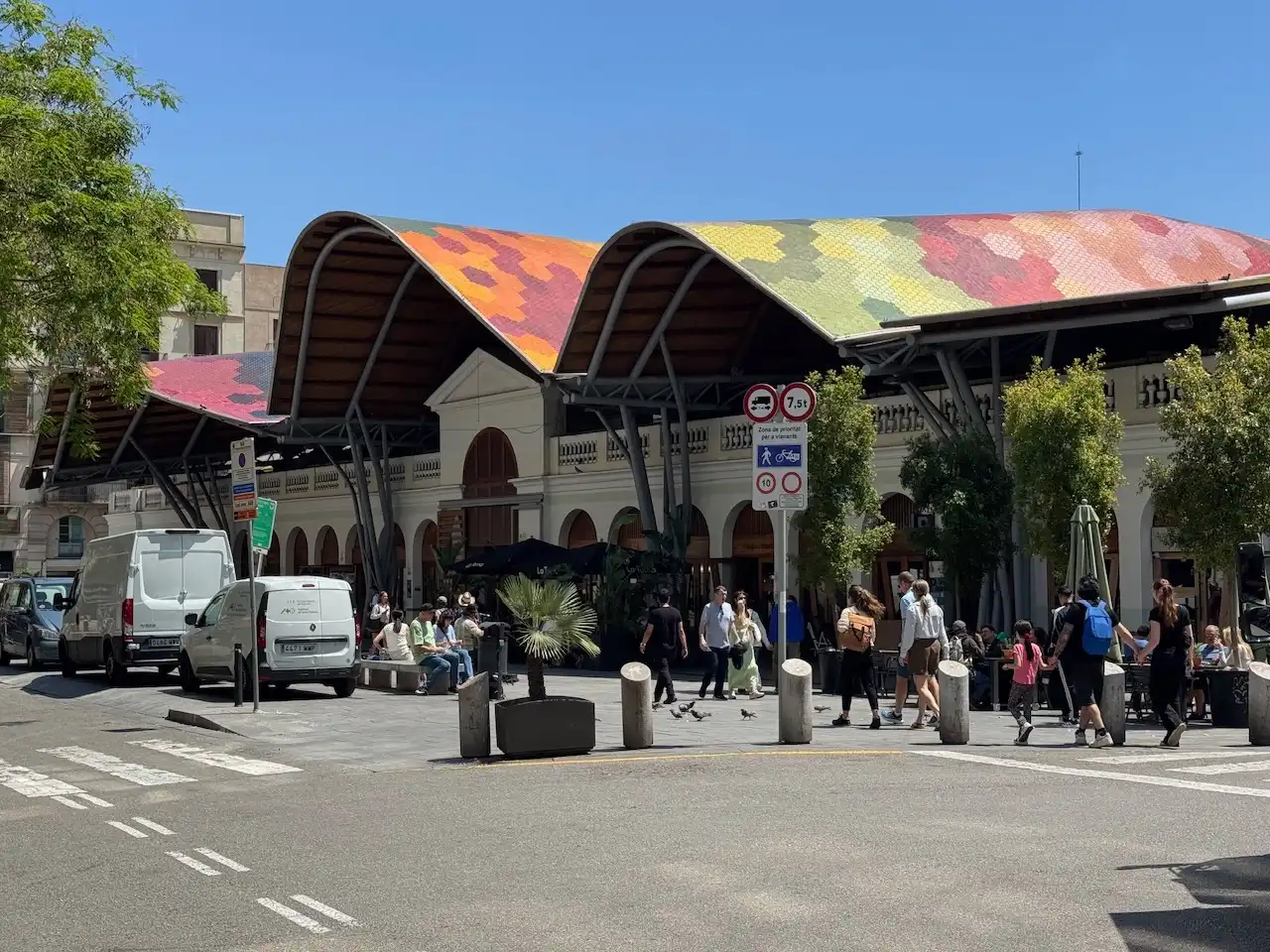 Vista exterior de Piso en venta en Barcelona con Aire acondicionado, Calefacción y Horno