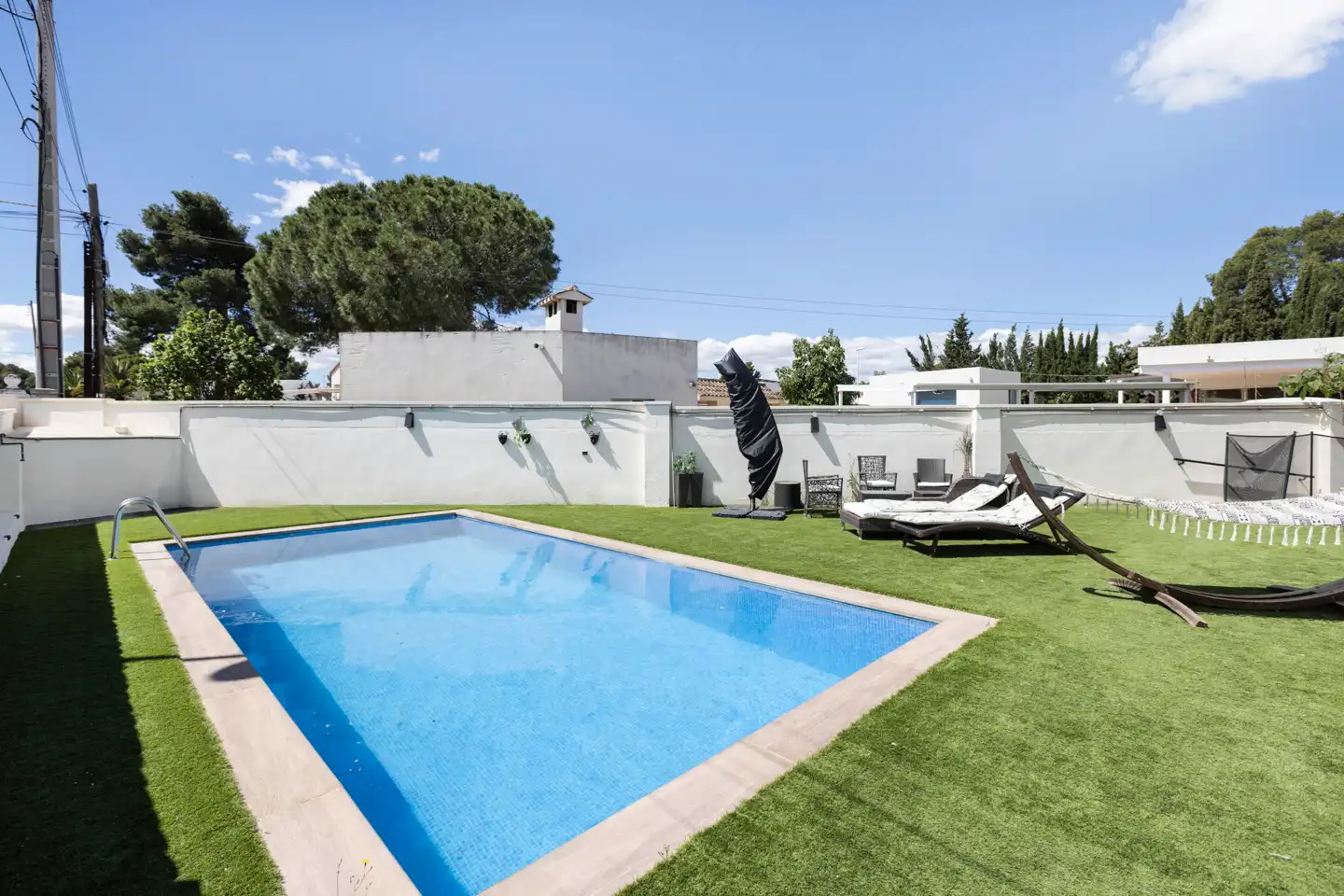 Piscina de Casa adosada en venta en L'Eliana con Aire acondicionado y Jardín privado