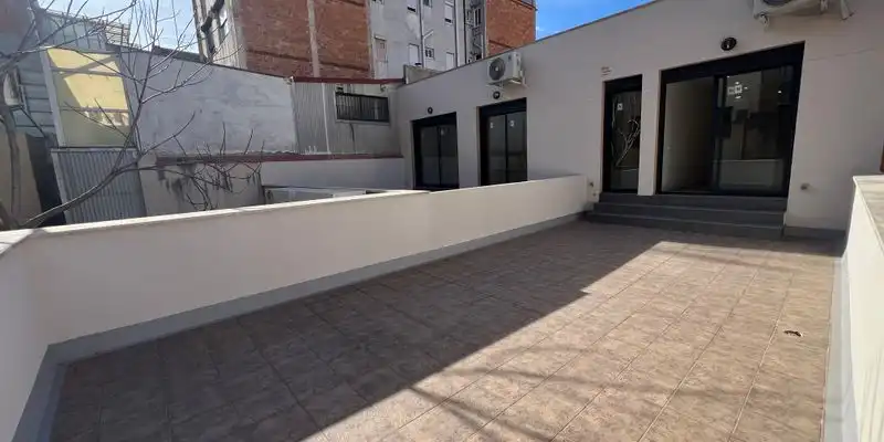 Terraza de Piso en venta en L'Hospitalet de Llobregat con Terraza