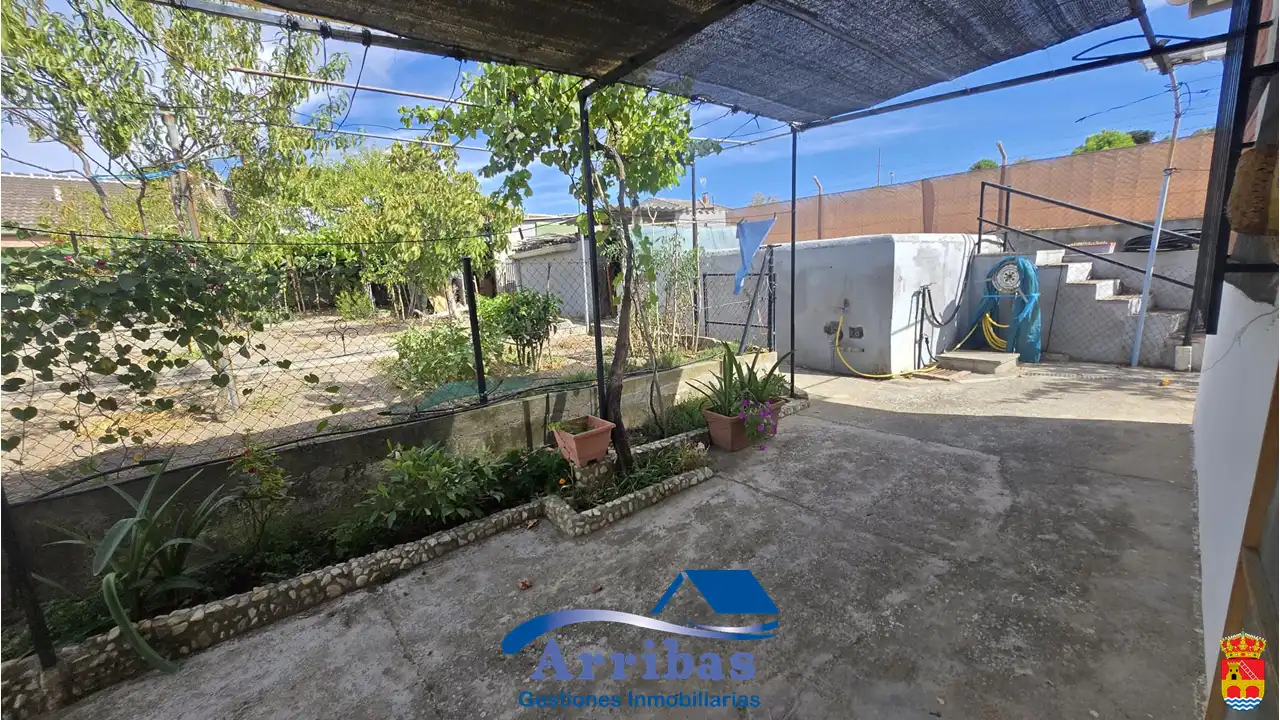 Vista exterior de Casa o chalet en venta en Escalona con Calefacción, Jardín privado y Terraza