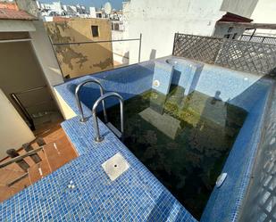 Piscina de Dúplex en venda en  Sevilla Capital