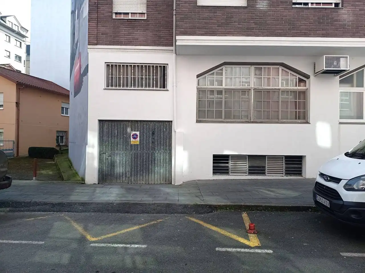 Aparcament de Garatge en venda en Cambre 