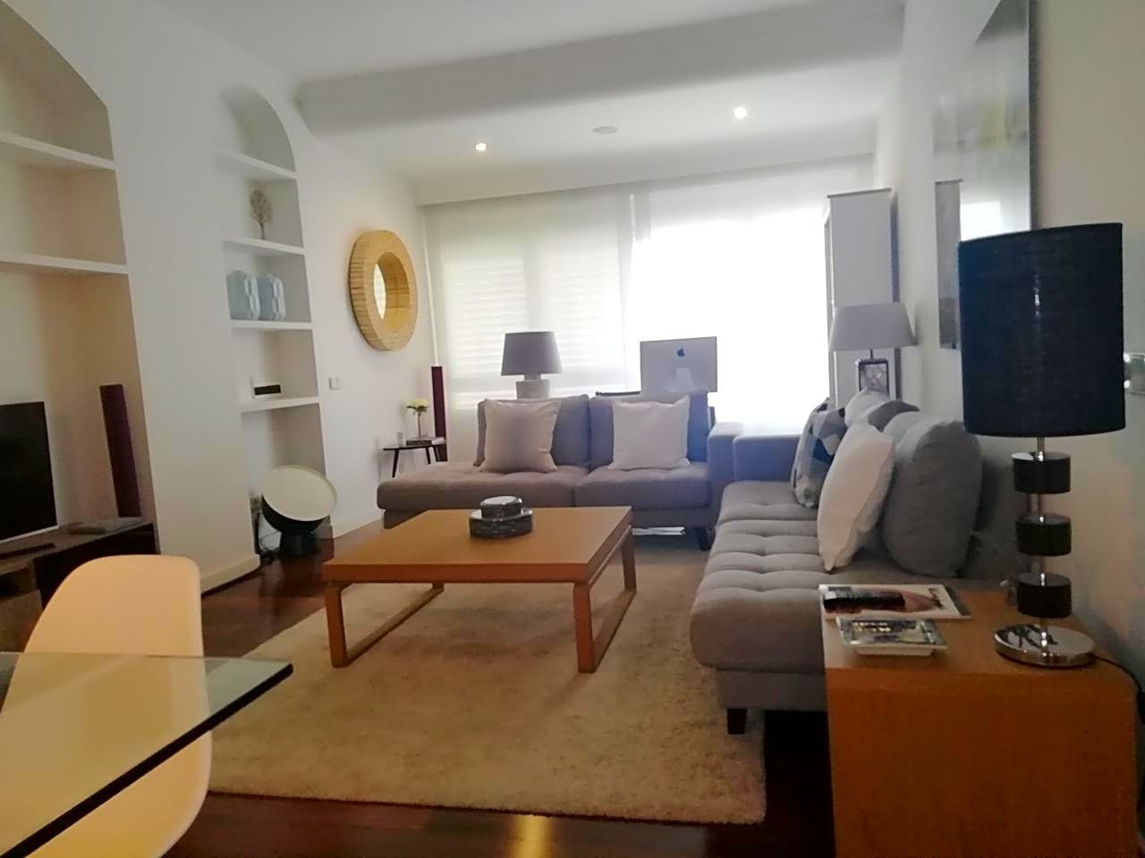 Sala d'estar de Pis de lloguer en  Madrid Capital amb Aire condicionat i Moblat