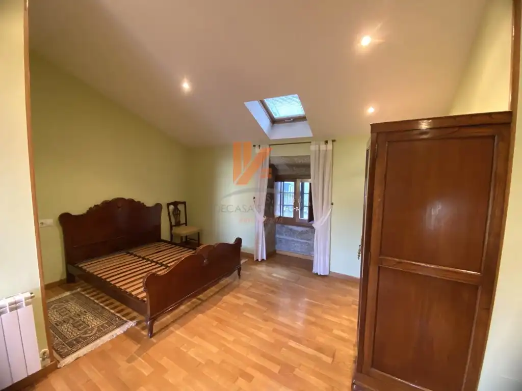 Casa o chalet de alquiler en Santiago de Compostela  con Amueblado