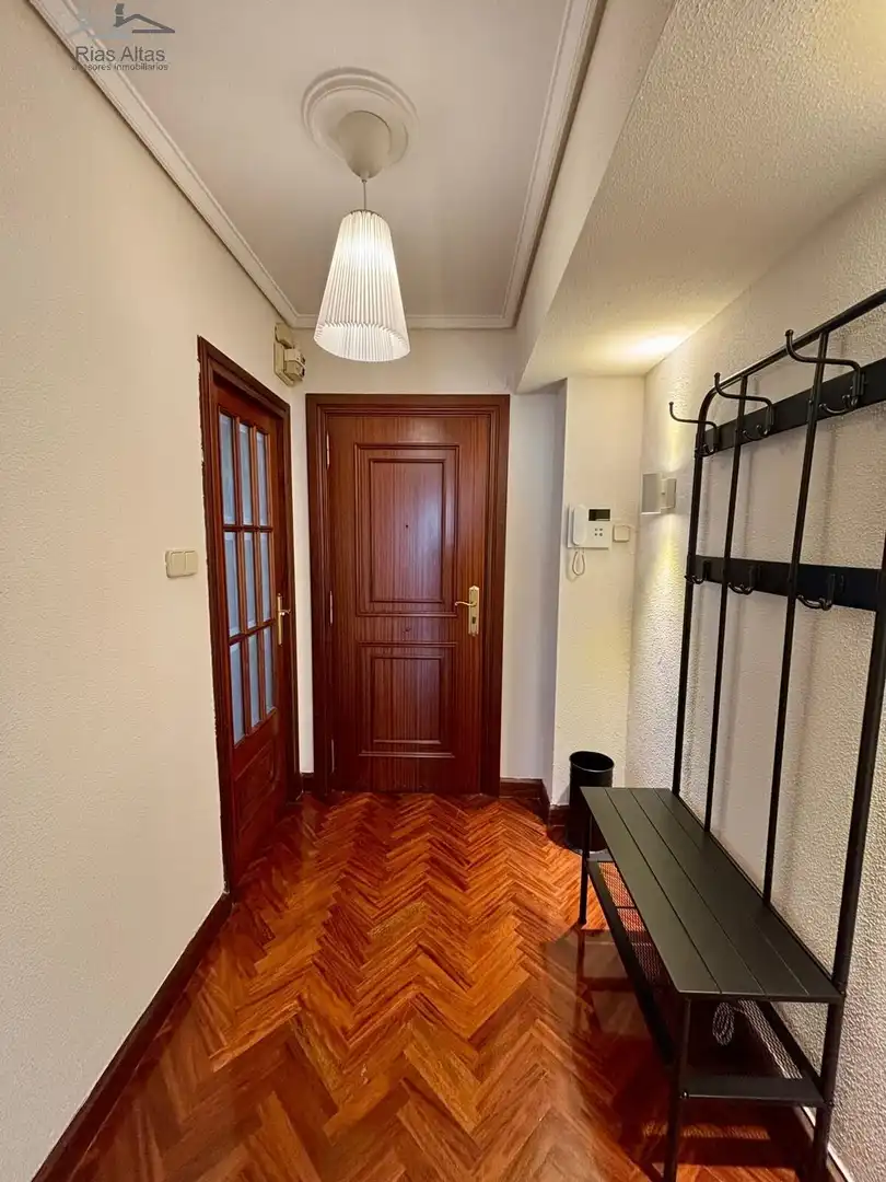 Wohnung zur Miete in A Coruña Capital  mit Heizung und Möbliert