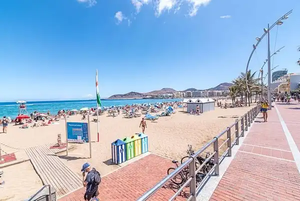 Exterior view of Flat for rent in Las Palmas de Gran Canaria  with Furnished, Oven and Washing machine