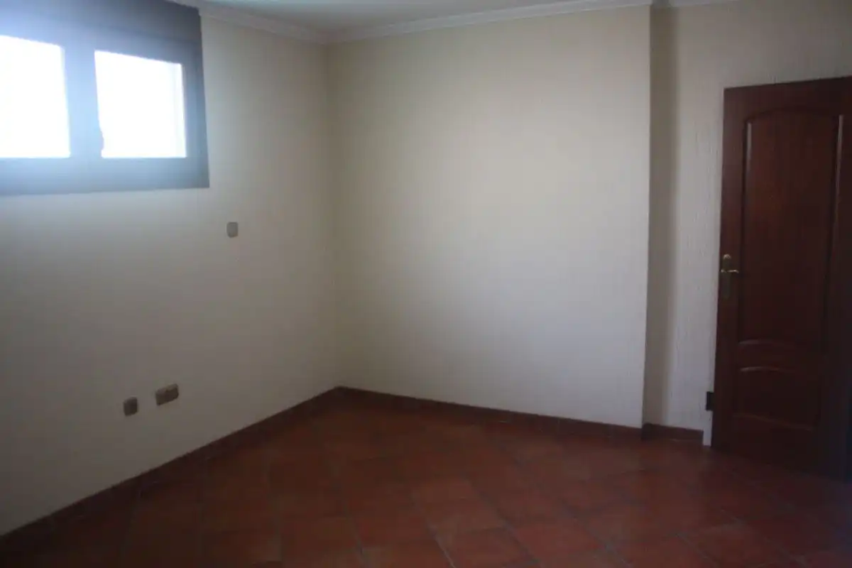 Adosado con piscina en venta en Centro, imagen 6