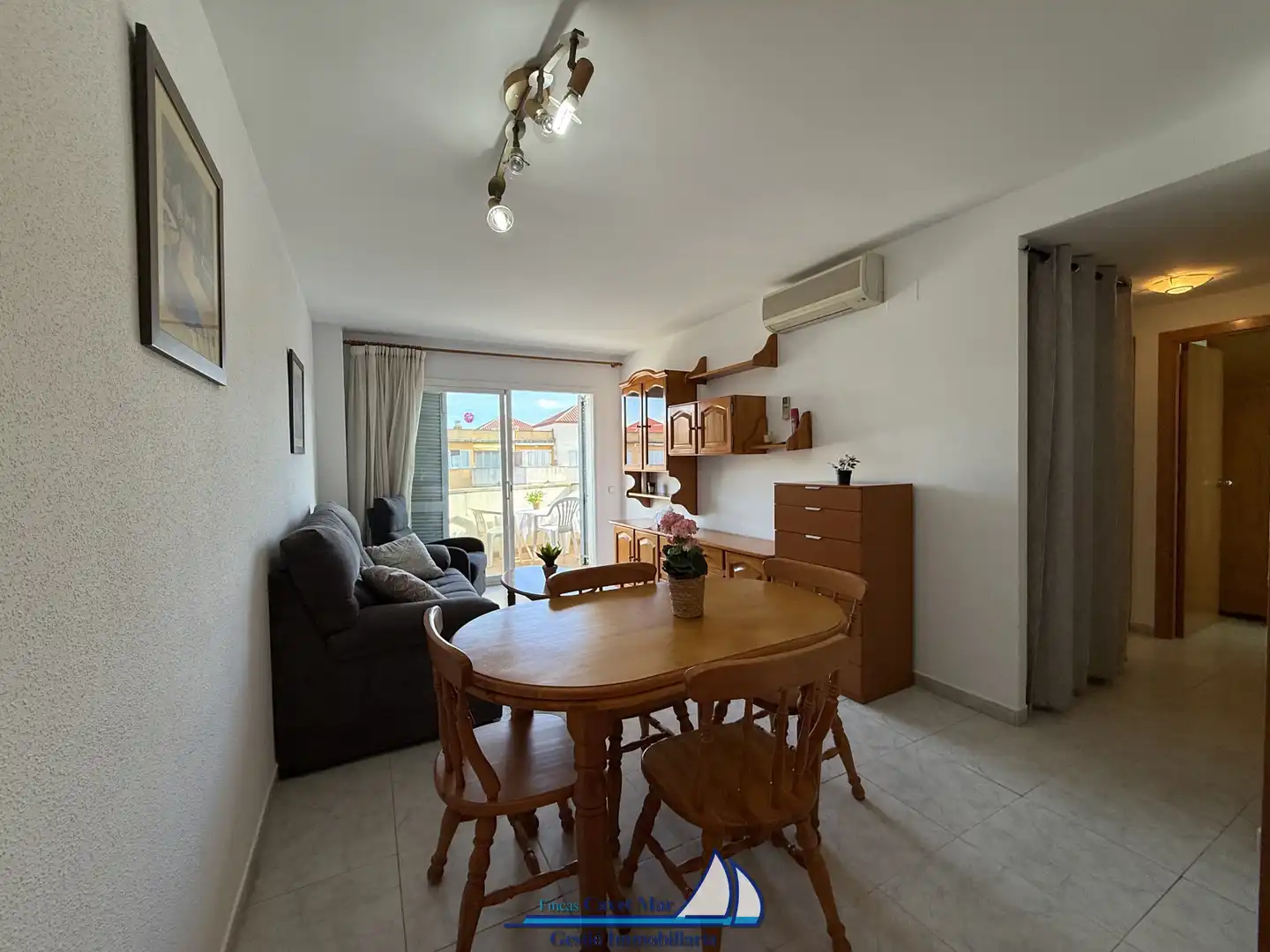 Living room of Apartments for sale in Cambrils  with Terrace, Furnished and Community pool