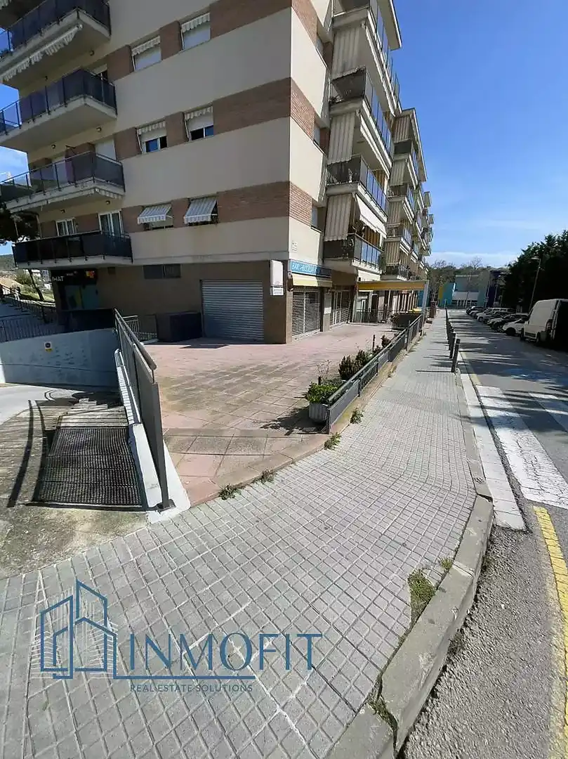 Local comercial en venta en El Molí-El Rieral, imagen 8