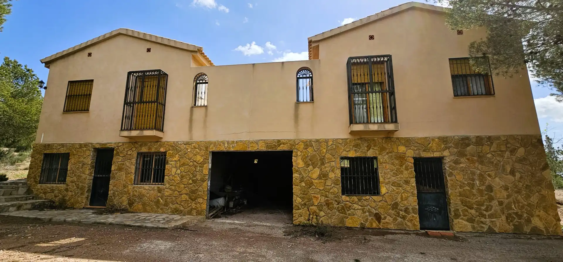 Vista exterior de Casa o xalet en venda en Aledo amb Jardí privat, Terrassa i Traster