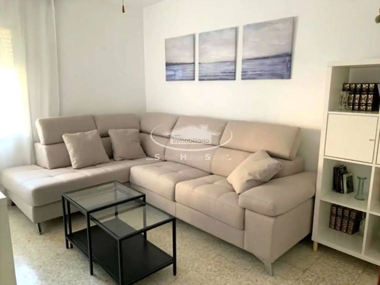 Sala d'estar de Casa adosada en venda en Sanlúcar de Barrameda amb Aire condicionat, Terrassa i Moblat