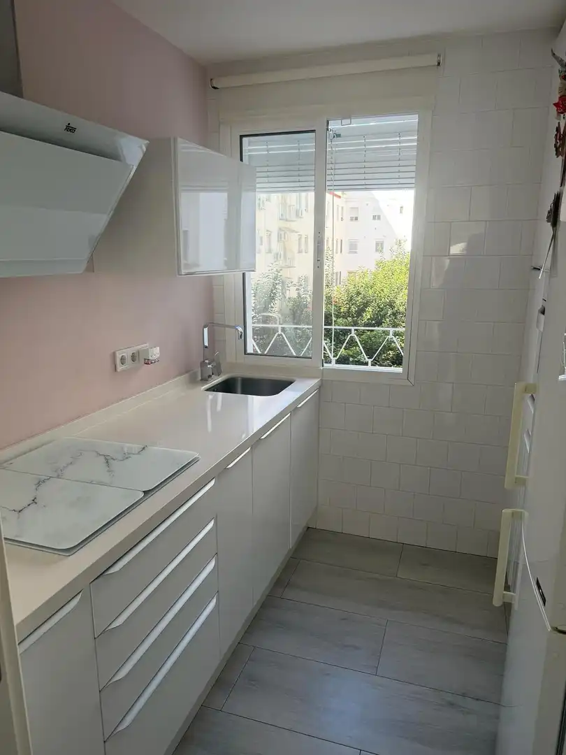 Kitchen of Flat for sale in Sevilla  with Balcony