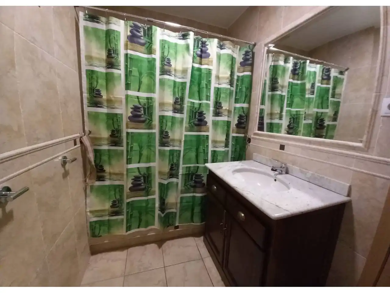 Badezimmer von Wohnung zur Miete in Montefrío