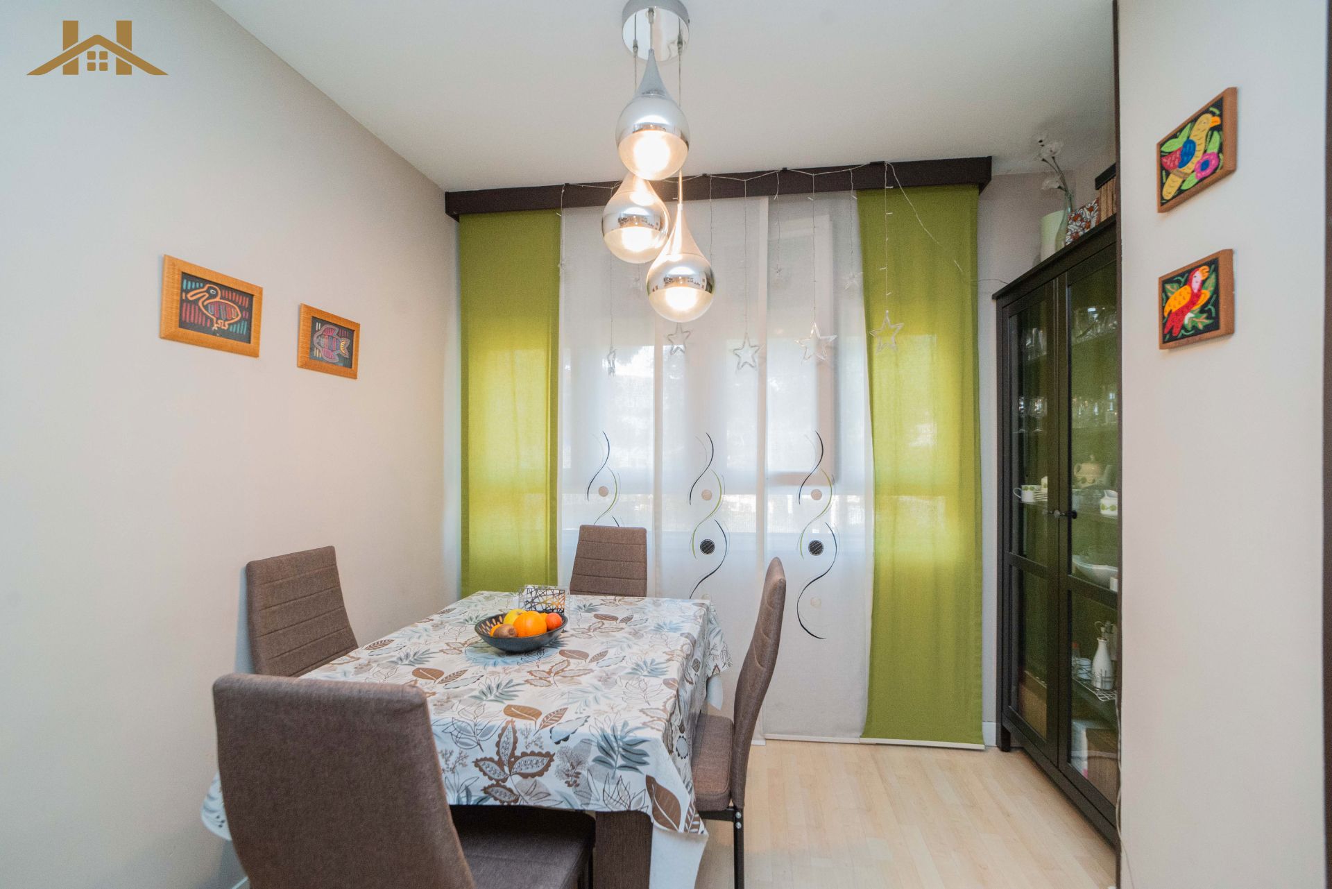 Dining room of Flat for sale in Fuenlabrada  with Air Conditioner, Heating and Parquet flooring