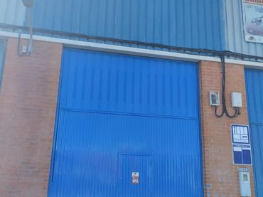 Nave industrial in vendita a Nuevo Parque - Los Rosales - Tráfico Pesado