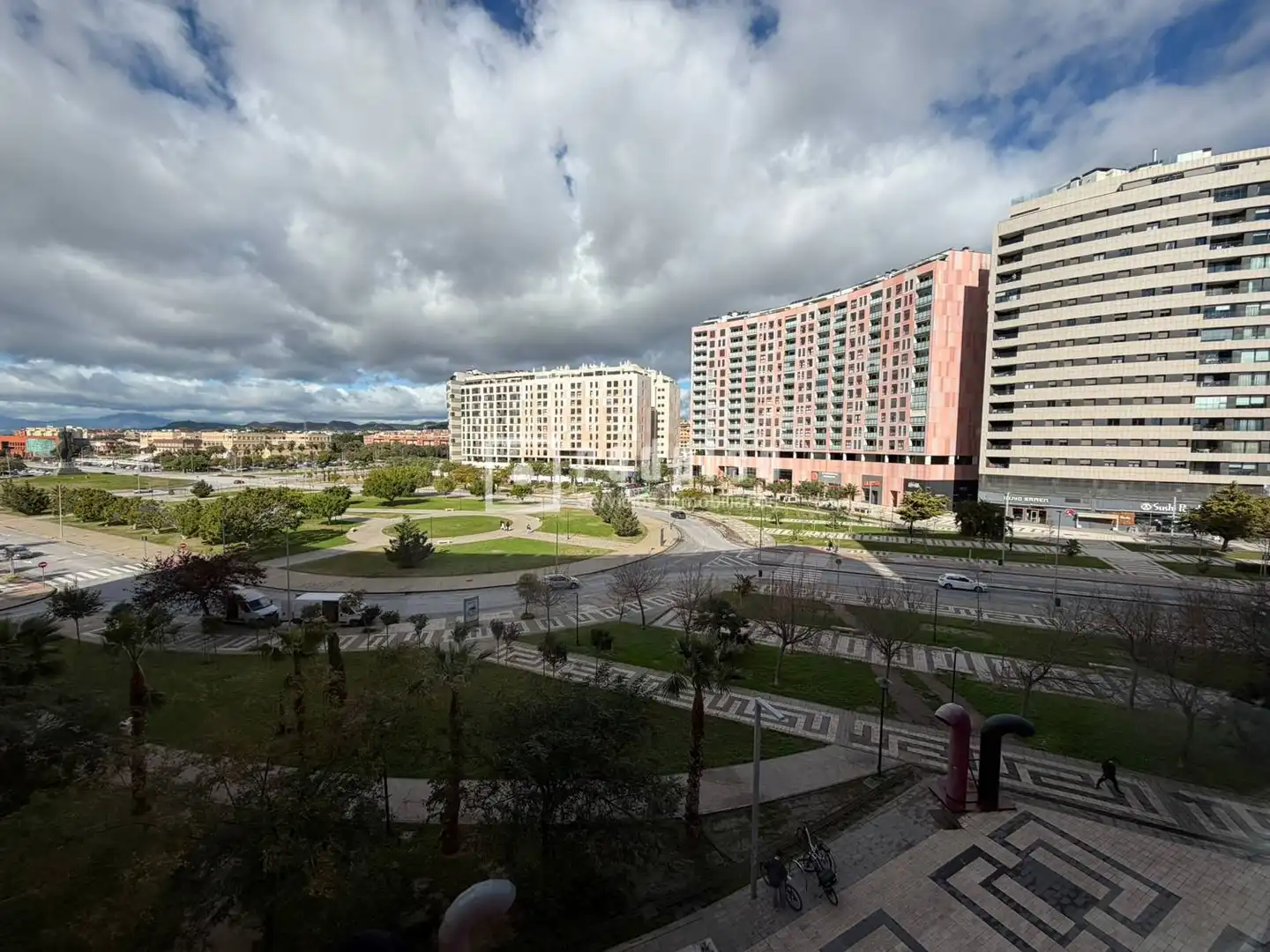 Außenansicht von Wohnung zum Verkauf in Málaga mit Klimaanlage, Heizung und Privatgarten