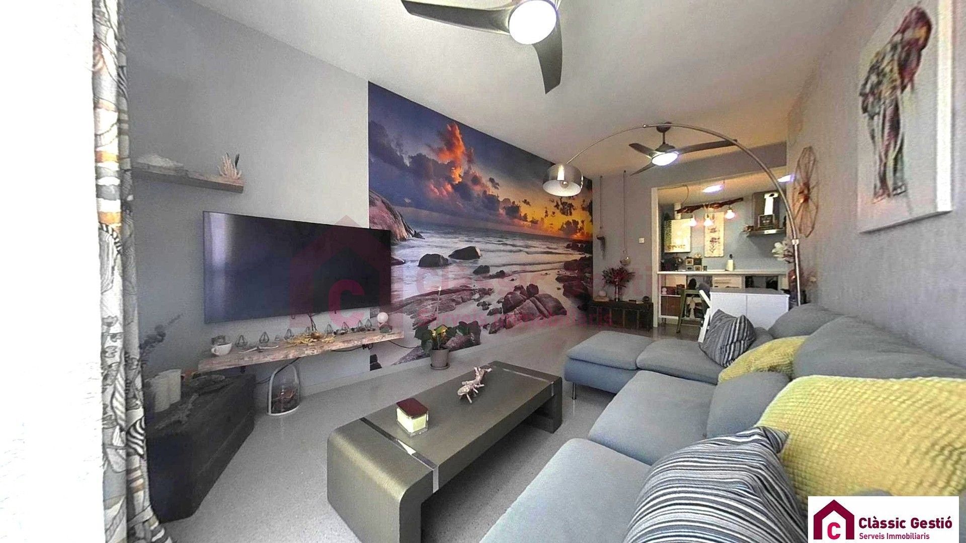 Living room of Flat for sale in Terrassa  with Air Conditioner and Heating