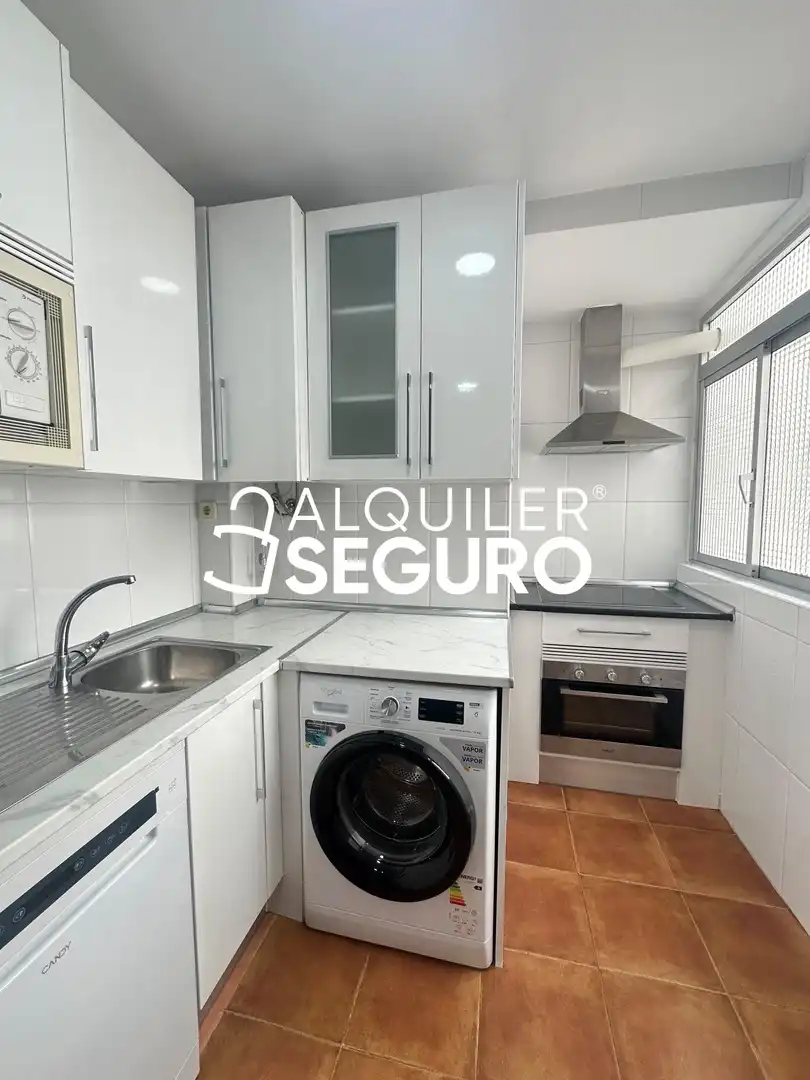 Küche von Wohnung zur Miete in Madrid mit Heizung und Terrasse