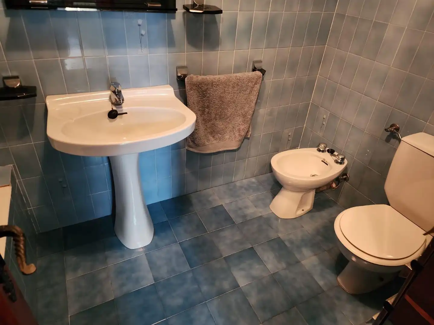 Bathroom of Flat for sale in Jaca  with Terrace, Storage room and Furnished
