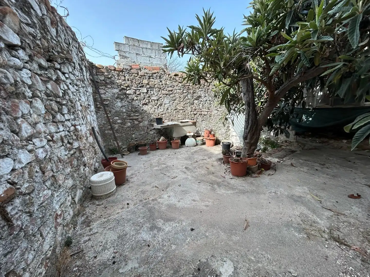 Terrassa de Casa o xalet en venda en Artana amb Jardí privat, Traster i Moblat