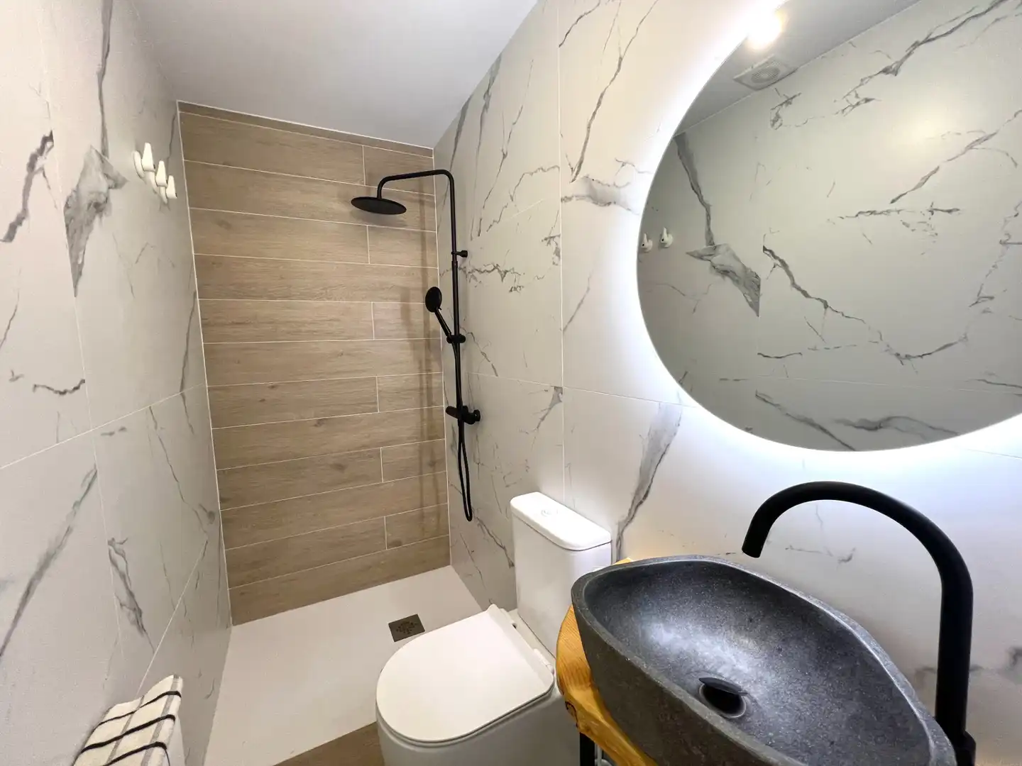 Bathroom of Detached homes for sale in Sant Feliu de Guíxols  with Air Conditioner, Heating and Parquet flooring