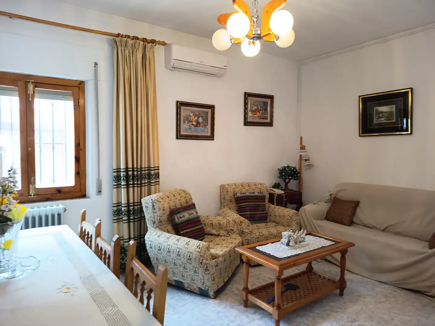 Sala de estar de Casa o chalet en venta en Baza con Aire acondicionado, Calefacción y Terraza