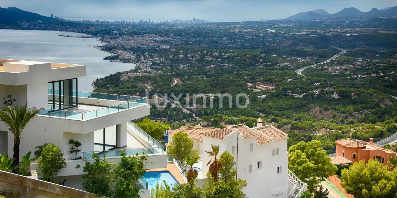 Vista exterior de Casa o chalet en venta en Altea con Aire acondicionado, Calefacción y Jardín privado
