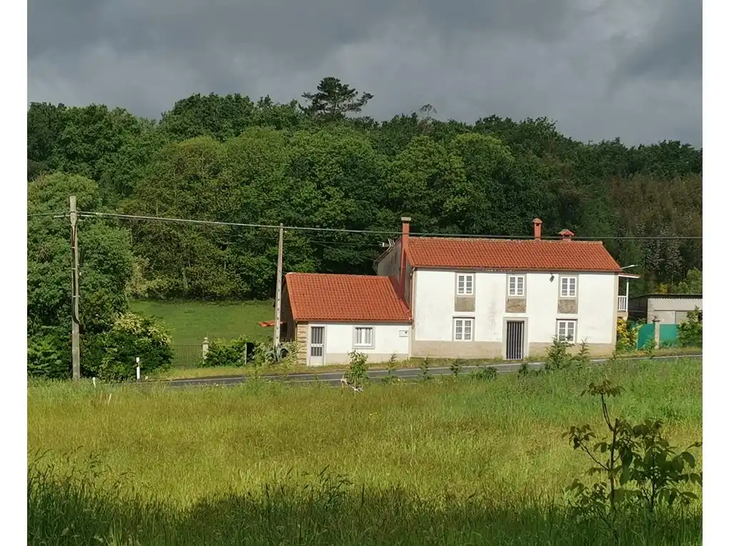 Country homes for sale in Lugar Leborán, O Pino