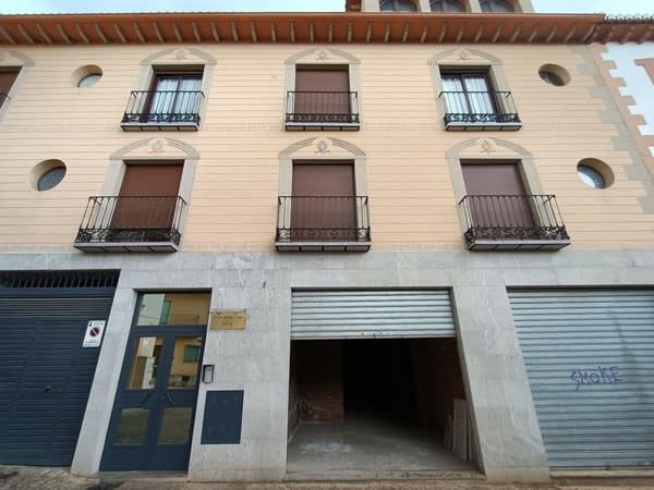 Vista exterior de Local de alquiler en Alfacar