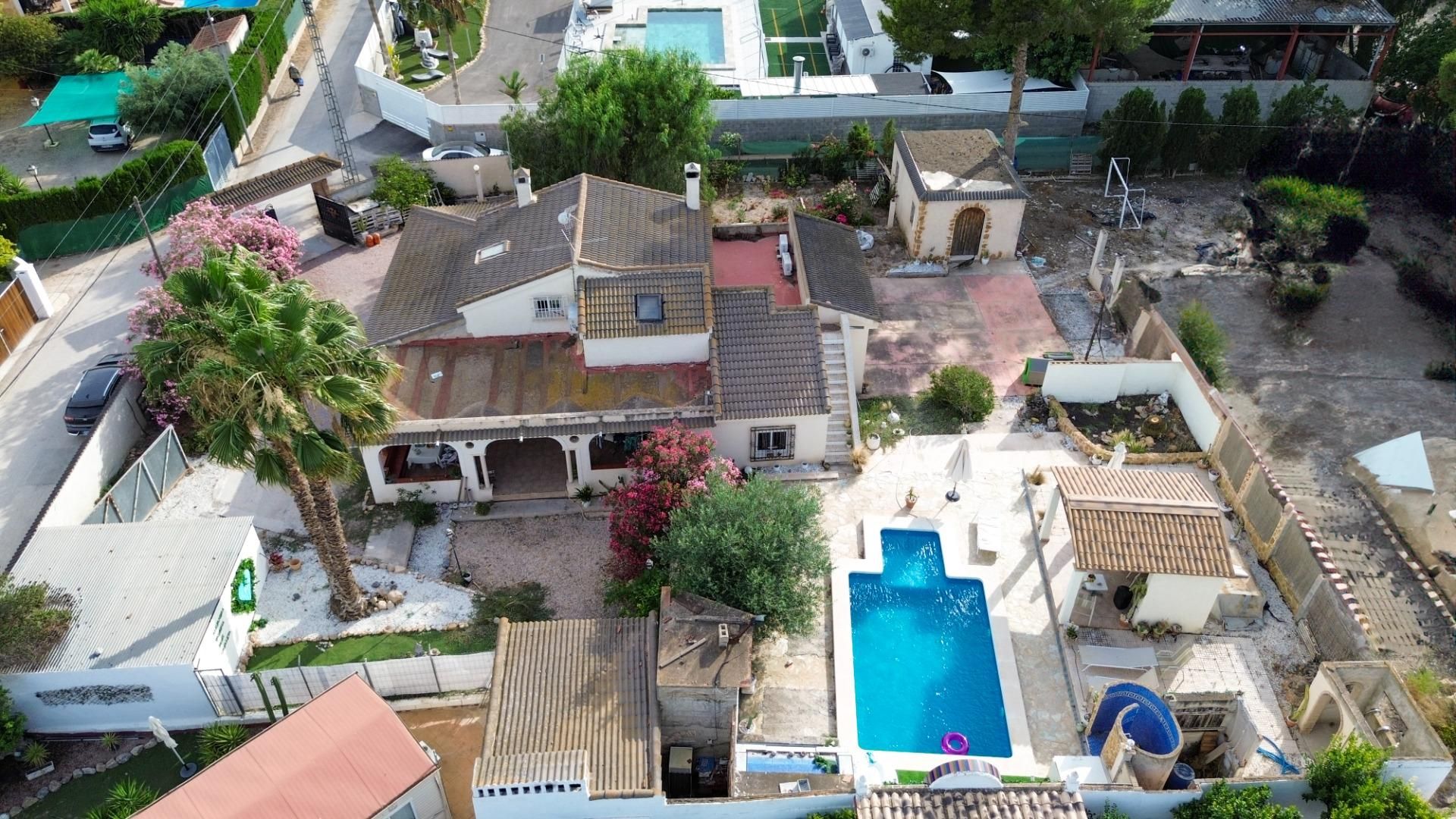 Vista exterior de Finca rústica en venda en Callosa de Segura amb Aire condicionat, Jardí privat i Terrassa