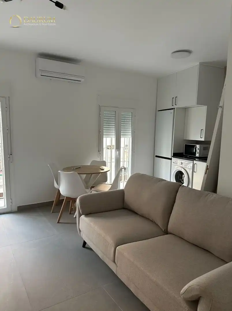 Sala d'estar de Casa o xalet en venda en Utrera amb Aire condicionat, Calefacció i Terrassa