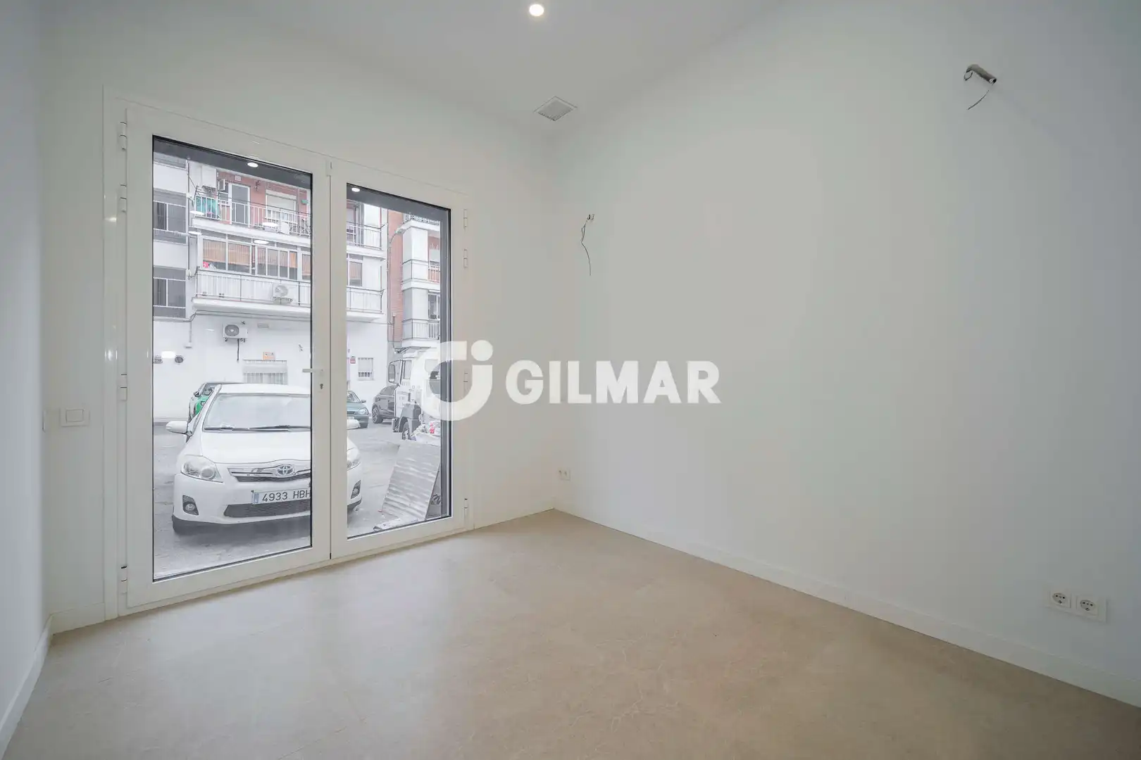 Habitación de Piso en venta en Madrid con Calefacción