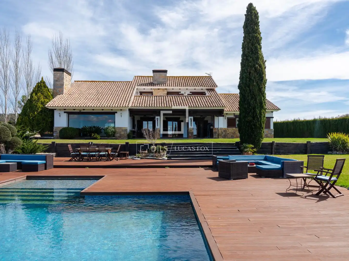 Terrace of Houses for sale in Requena  with Air Conditioner, Heating and Private garden