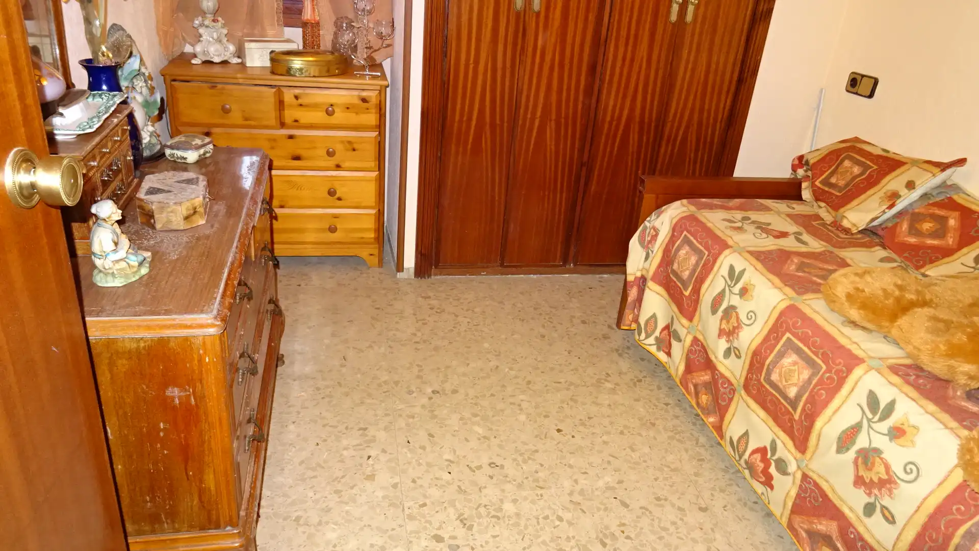 Habitación de Piso en venta en Alicante / Alacant con Aire acondicionado, Calefacción y Parquet