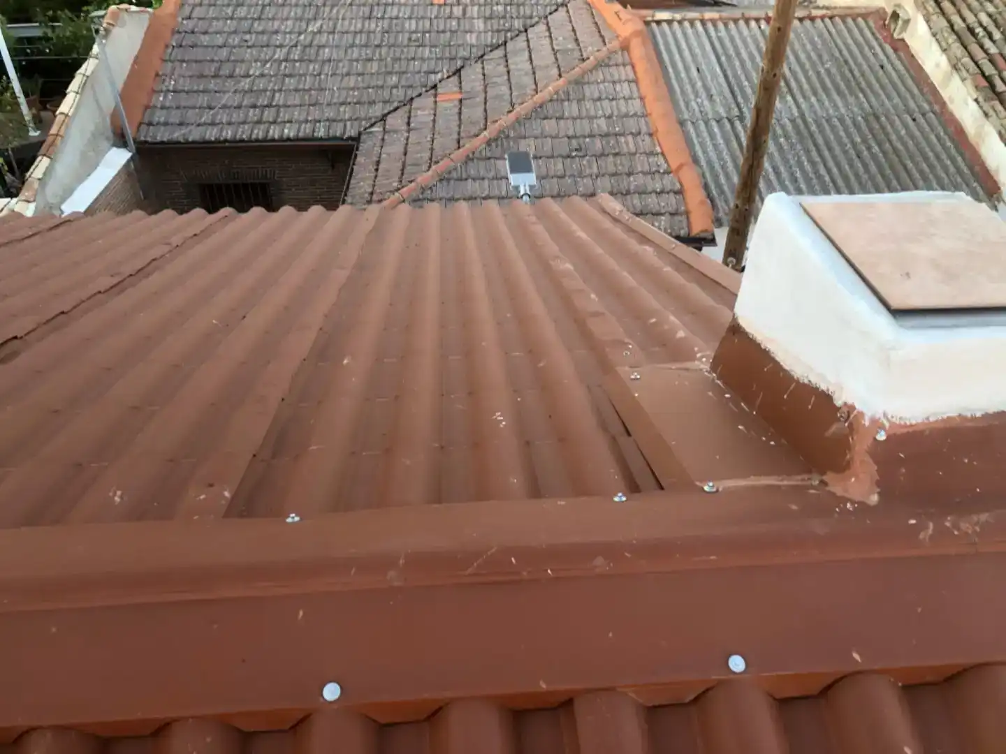 Terrassa de Casa adosada en venda en Cedillo del Condado amb Piscina