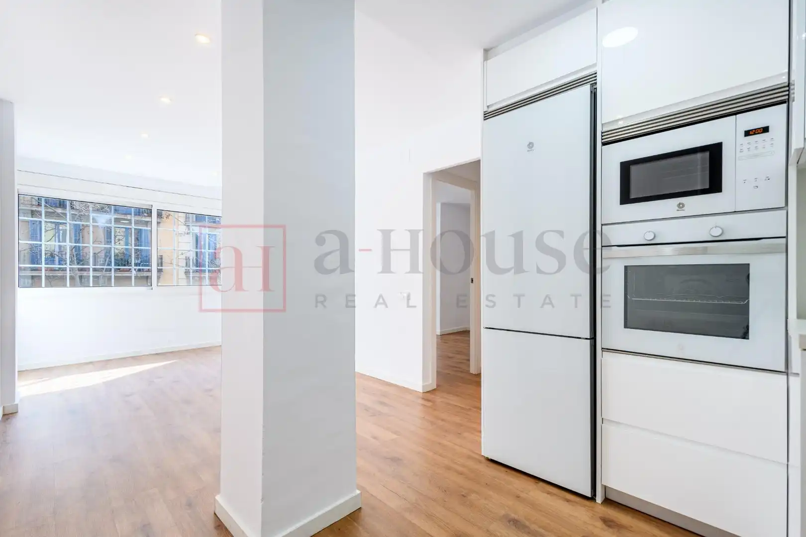 Kitchen of Flat for sale in Barcelona  with Air Conditioner, Heating and Private garden