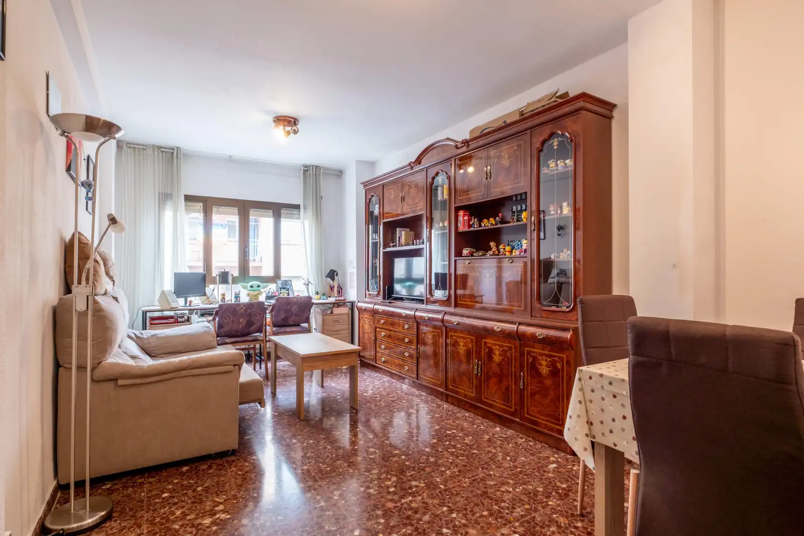 Sala de estar de Piso en venta en Zaragoza con Calefacción