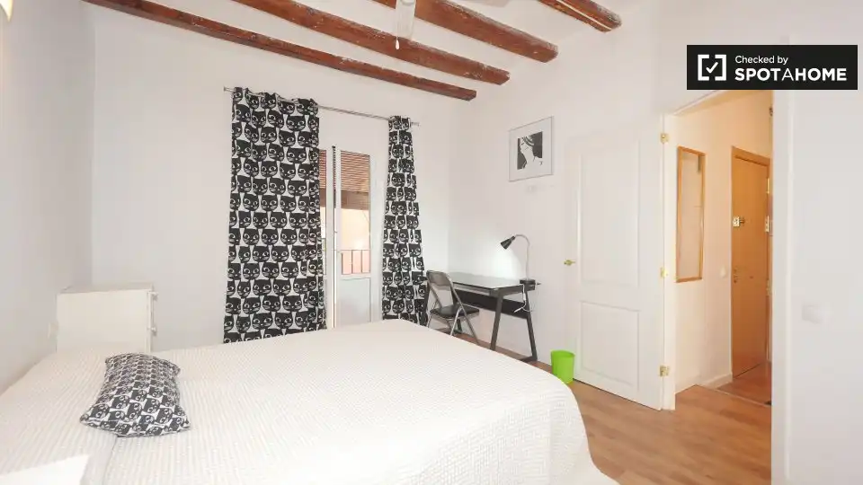 Piso con terraza en alquiler en Ciutat Vella, imagen 14