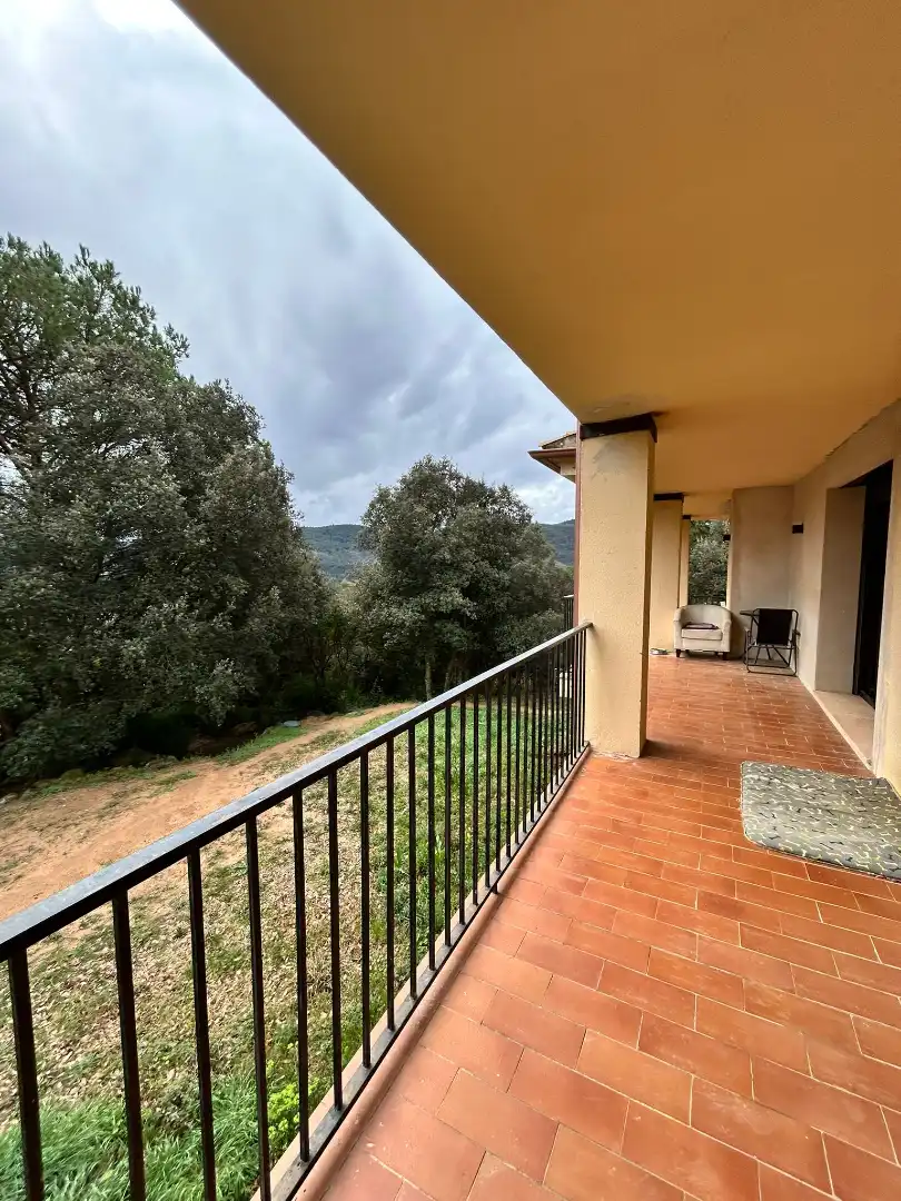 Terrassa de Casa o xalet en venda en Sant Aniol de Finestres amb Aire condicionat, Calefacció i Jardí privat