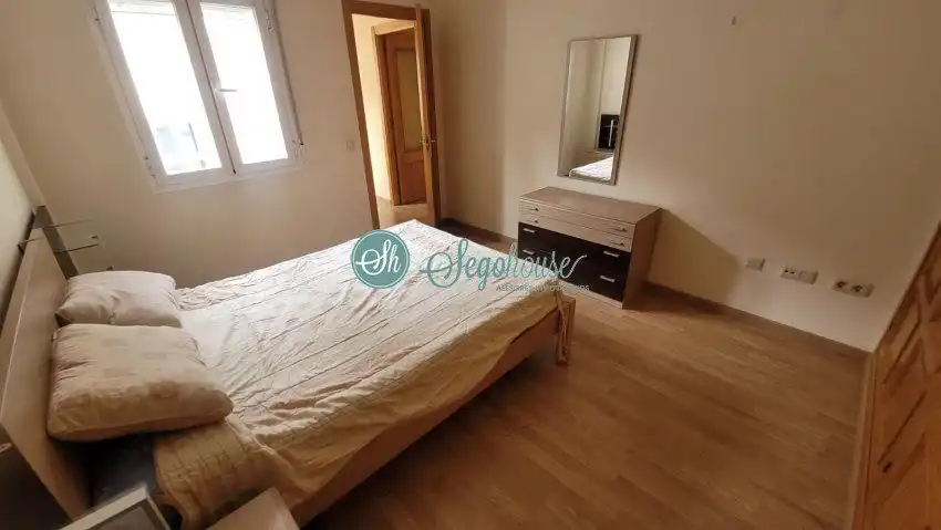 Schlafzimmer von Wohnungen zum Verkauf in Espirdo mit Heizung, Möbliert und Balkon