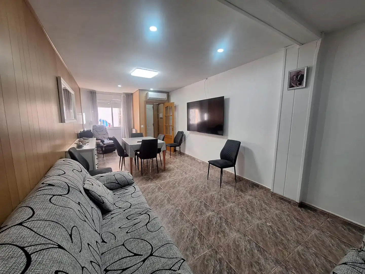 Sala d'estar de Casa o xalet en venda en Sabadell amb Aire condicionat i Terrassa