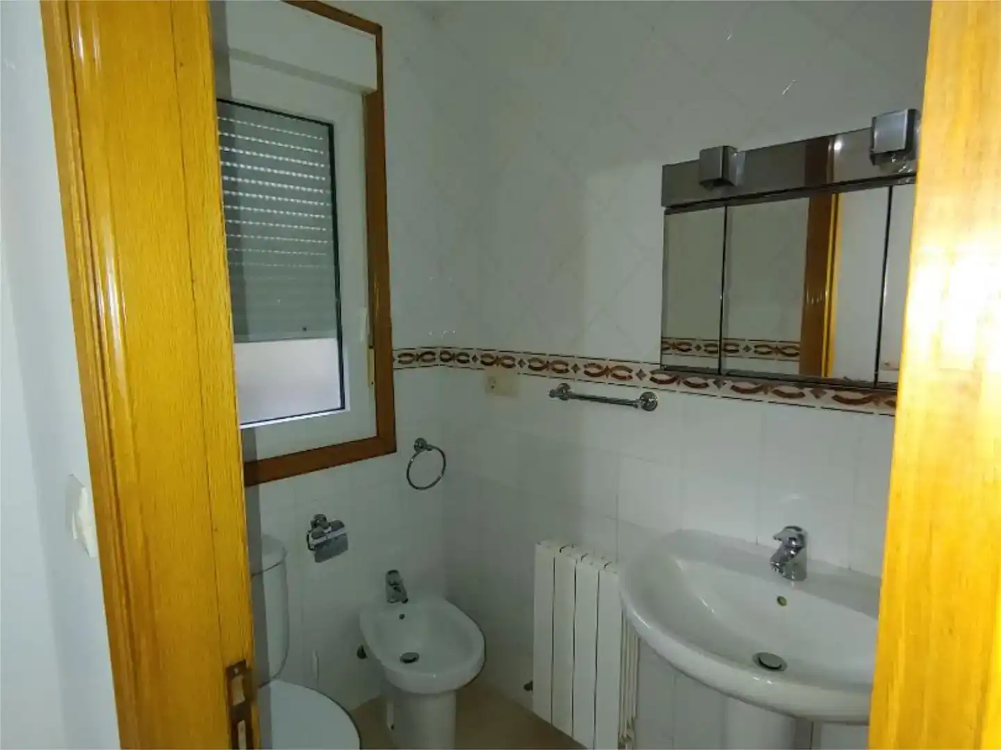 Bany de Pis en venda en Carballo amb Jardí privat i Parquet