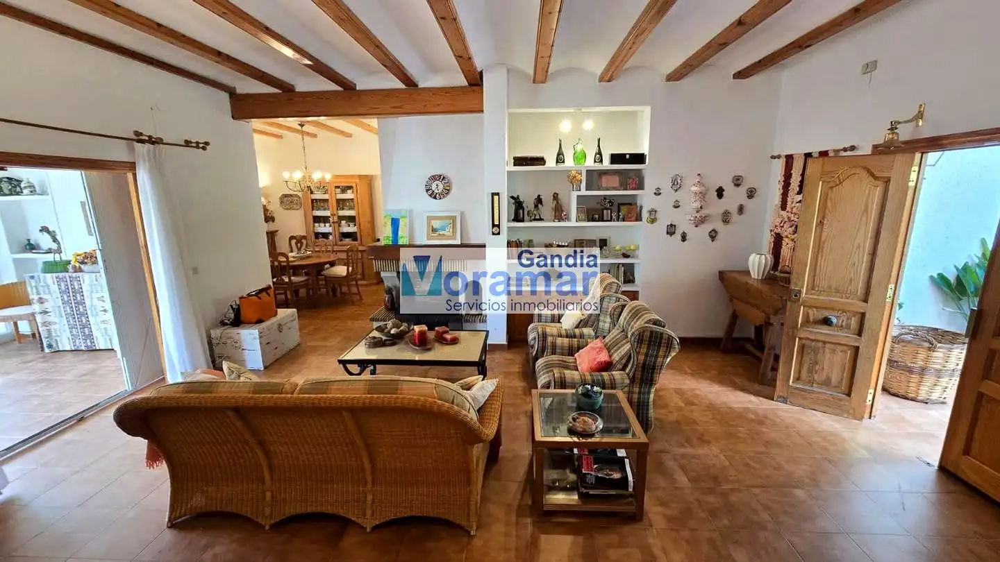 Sala de estar de Casa o chalet de alquiler en Barx con Jardín privado, Terraza y Piscina