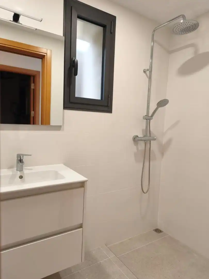 Detached homes for rent in Bàscara