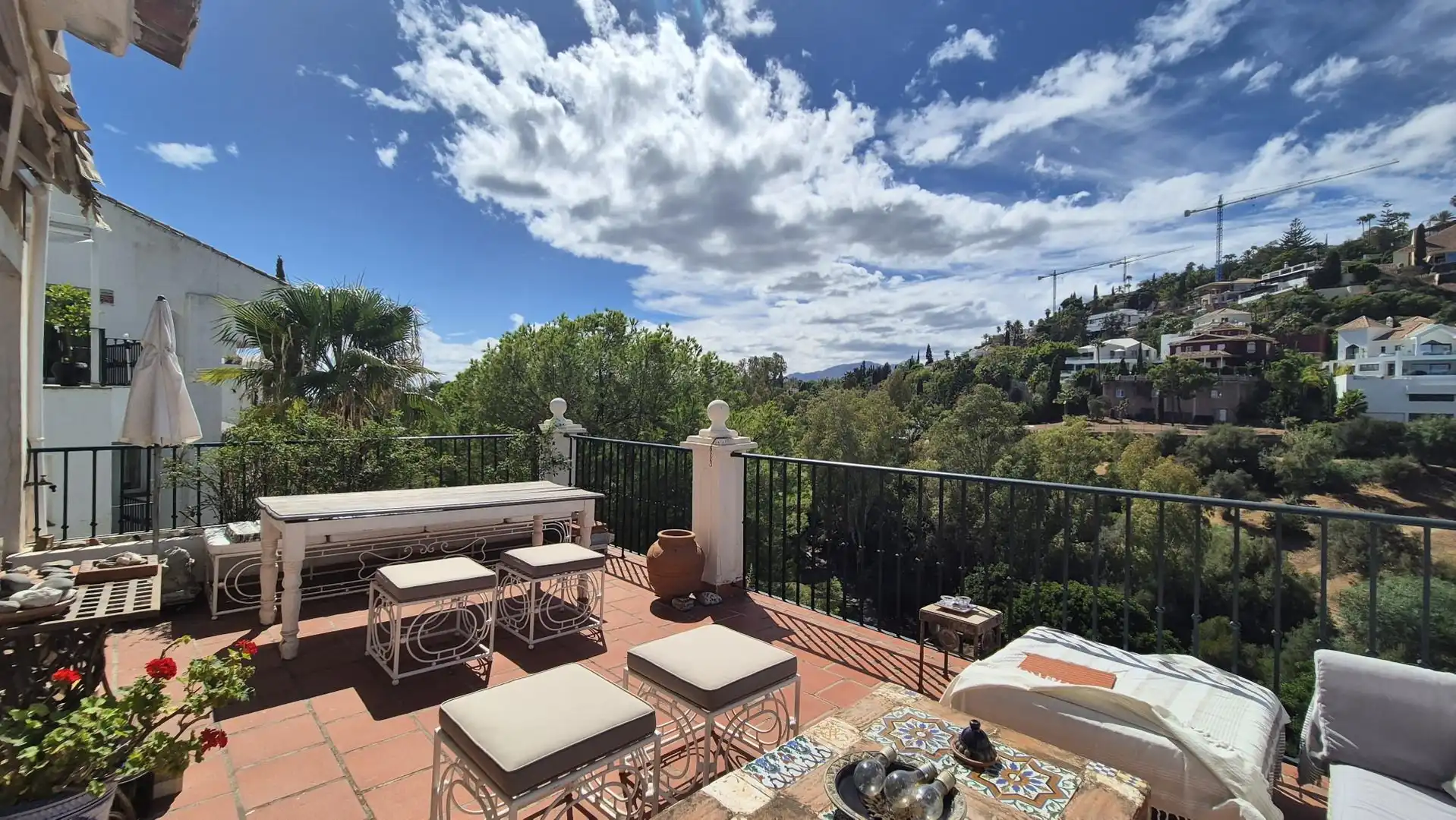 Terrace of Houses for sale in Benahavís  with Air Conditioner, Terrace and Storage room